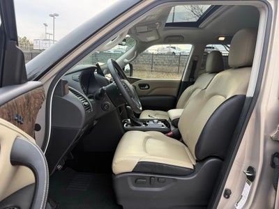 2023 INFINITI QX80 Premium Select