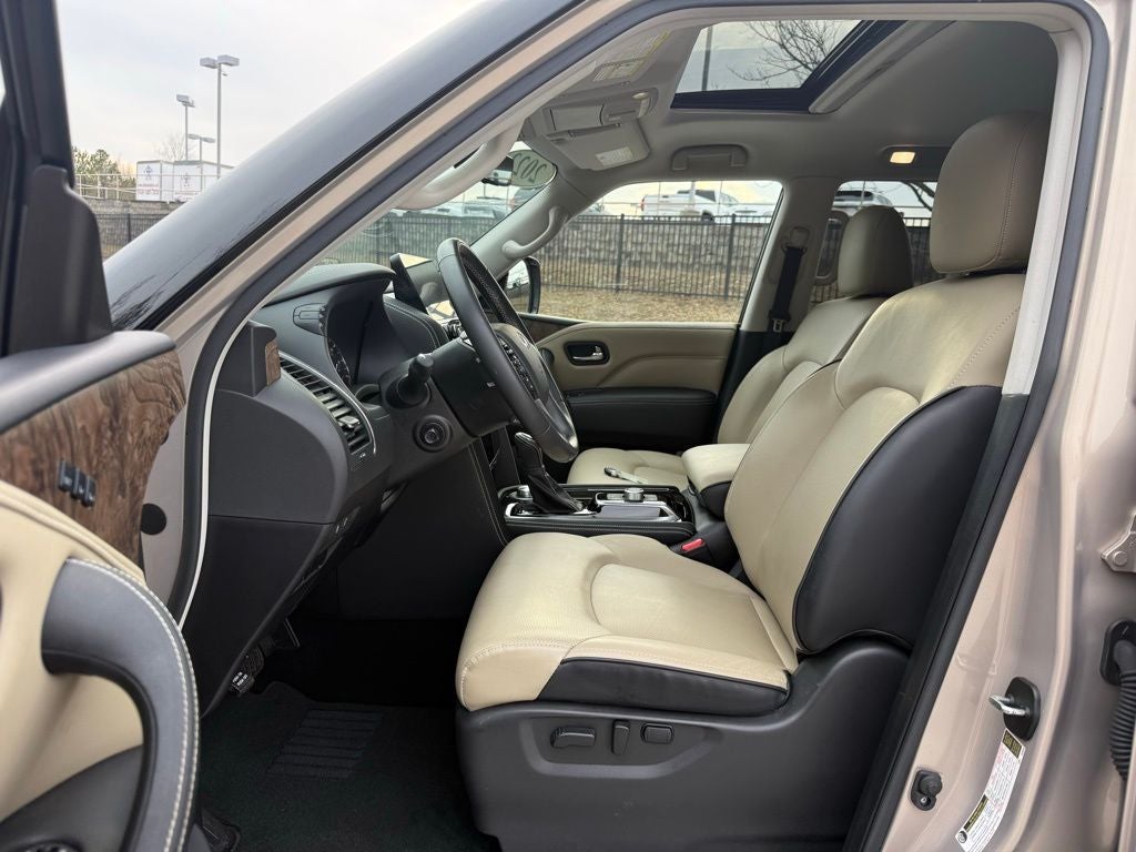 2023 INFINITI QX80 Premium Select