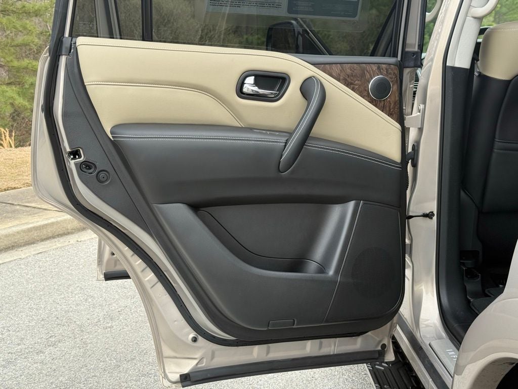 2023 INFINITI QX80 Premium Select