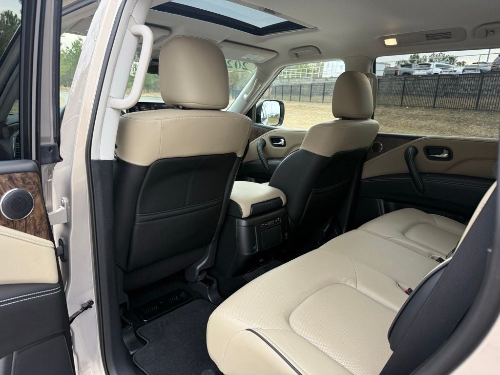 2023 INFINITI QX80 Premium Select