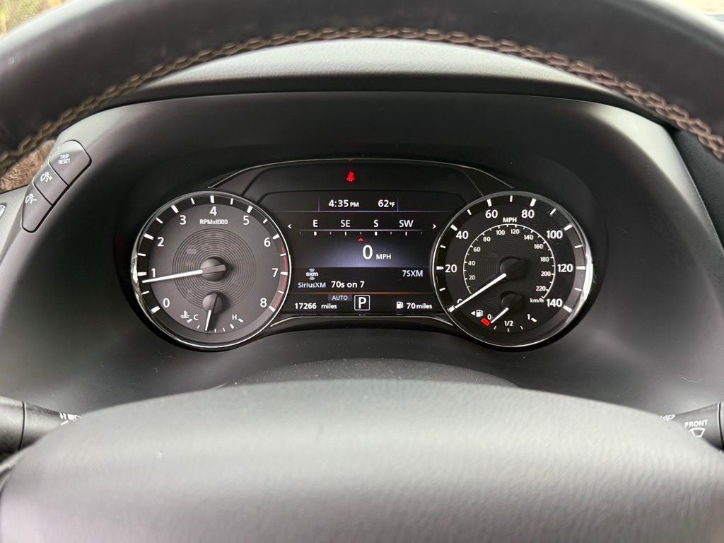 2023 INFINITI QX80 Premium Select