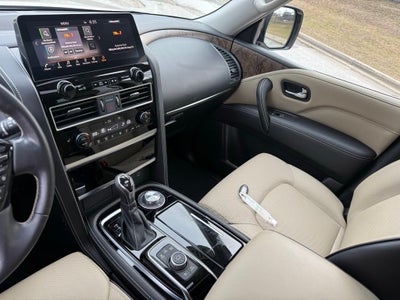 2023 INFINITI QX80 Premium Select