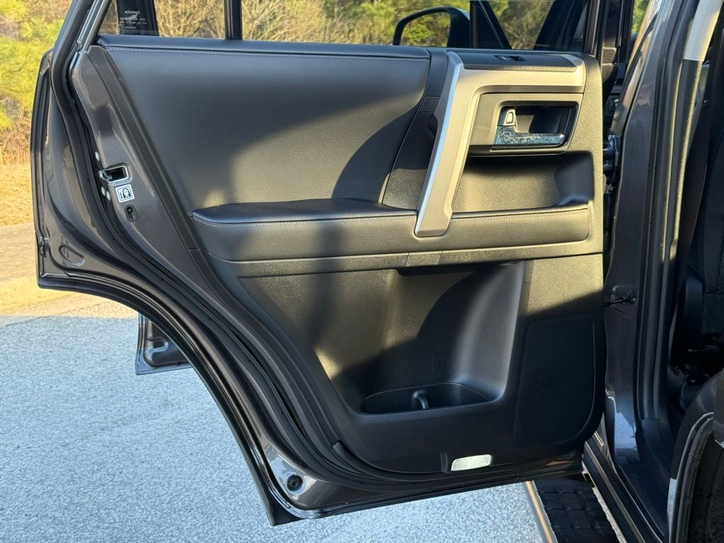 2023 Toyota 4Runner SR5 Premium Leather Sunroof Third Row Seating