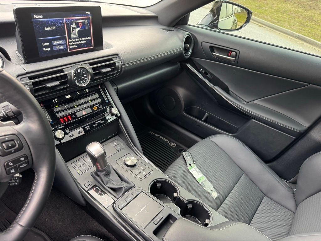 2024 Lexus IS 300 Comfort Package L/Certified Unlimited Mile Warrant