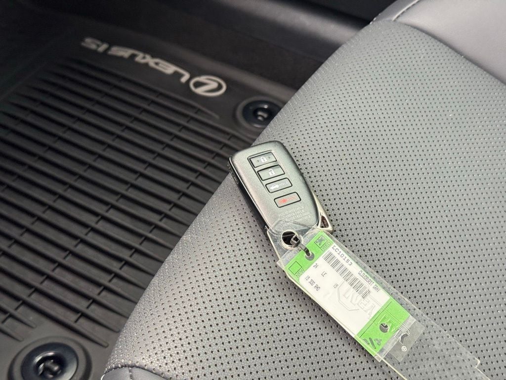 2024 Lexus IS 300 Comfort Package L/Certified Unlimited Mile Warrant