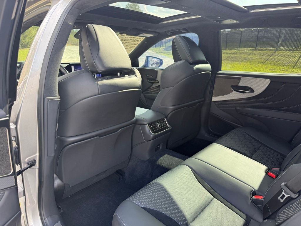 2025 Lexus LS 500 F Sport