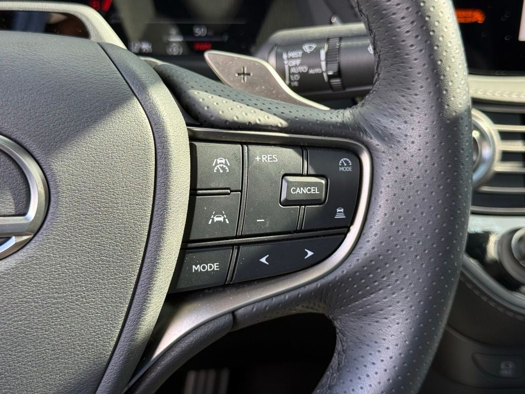 2025 Lexus LS 500 F Sport