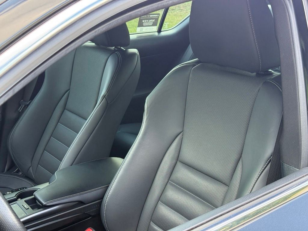 2024 Lexus IS 350 F SPORT Navigation L/Certified Unlimited Mile Warranty