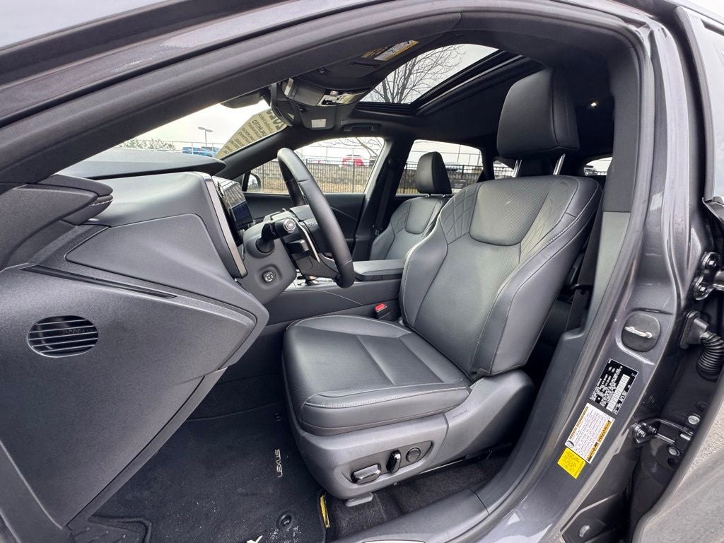 2025 Lexus RX 350 Premium Navigation L/Certified Unlimited Mile Warranty
