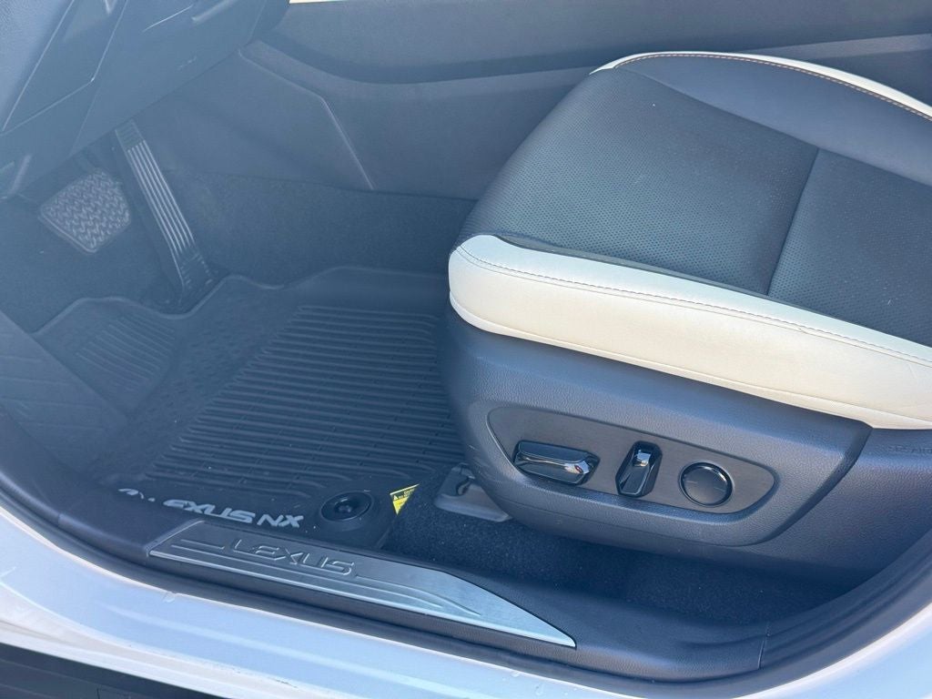 2023 Lexus NX 350h Premium Navigation L/Certified Unlimited Mile Warranty