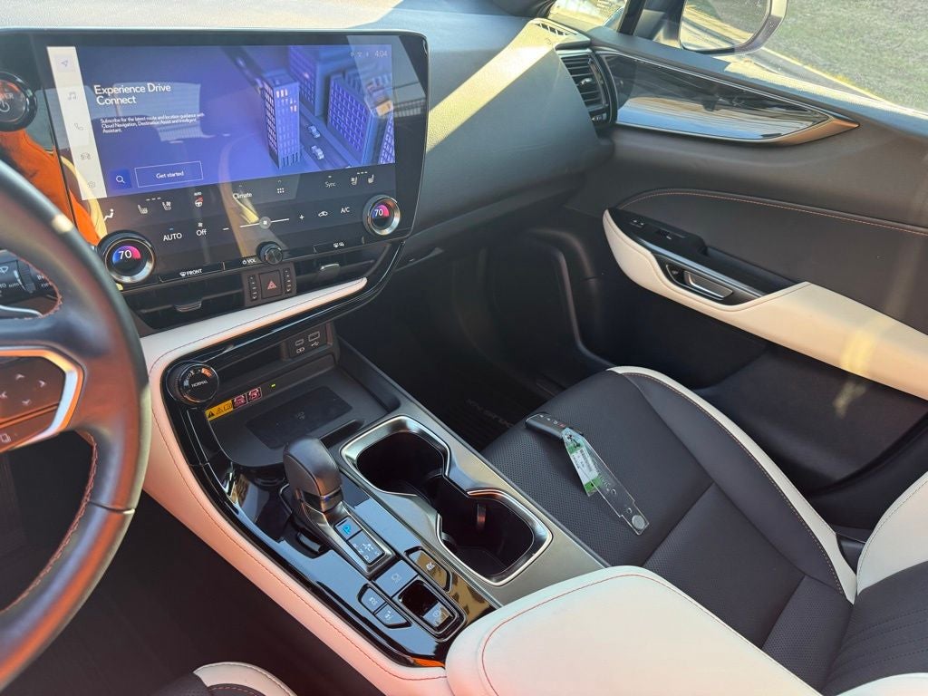 2023 Lexus NX 350h Premium Navigation L/Certified Unlimited Mile Warranty