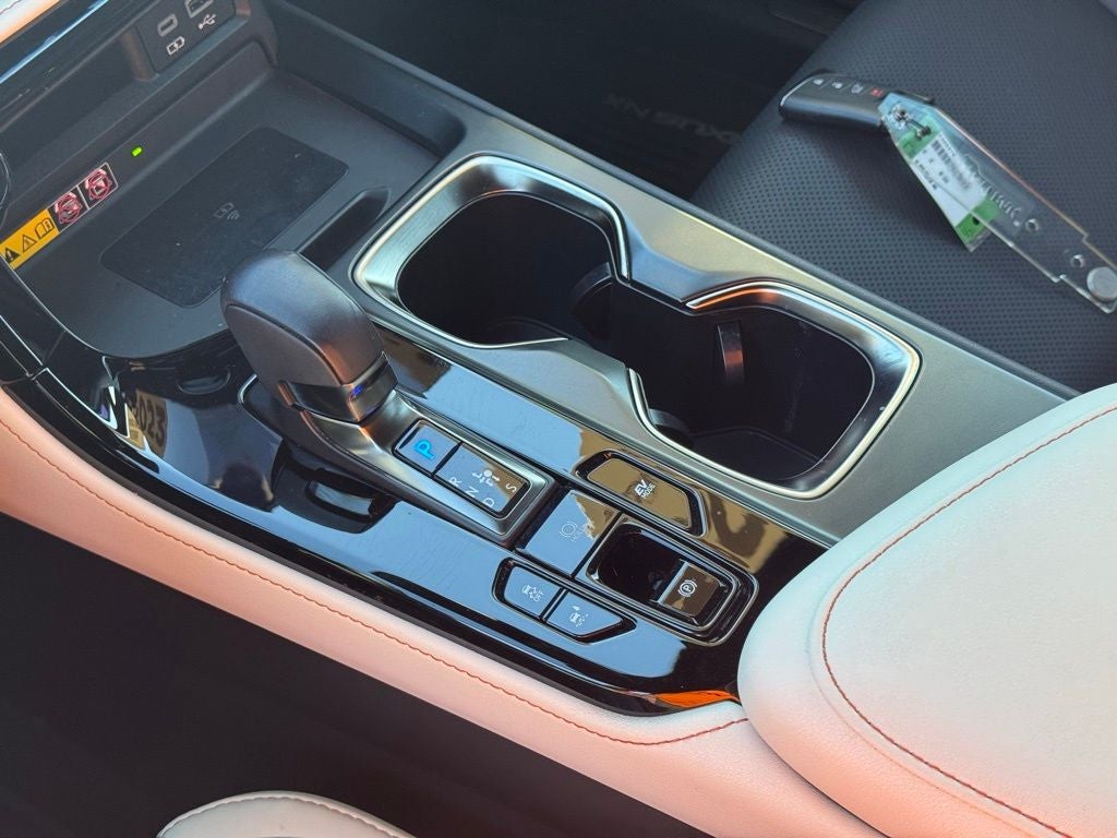 2023 Lexus NX 350h Premium Navigation L/Certified Unlimited Mile Warranty