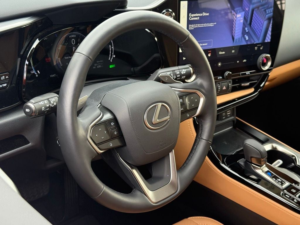 2025 Lexus NX 450h+ Luxury Navigation L/Certified Unlimited Mile Warranty