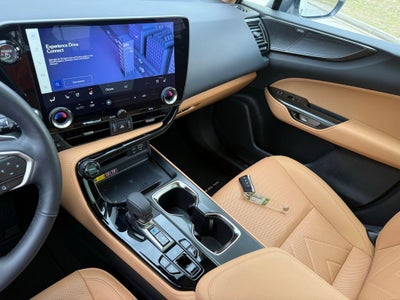 2025 Lexus NX 450h+ Luxury Navigation L/Certified Unlimited Mile Warranty