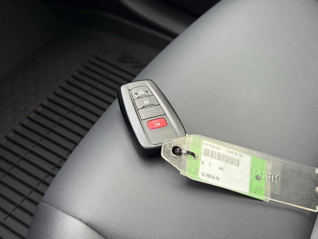 2025 Toyota RAV4 XLE Premium