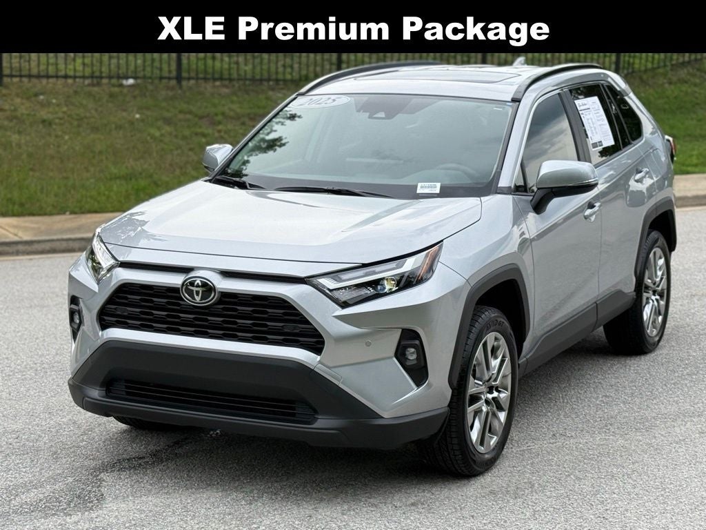 2025 Toyota RAV4 XLE Premium