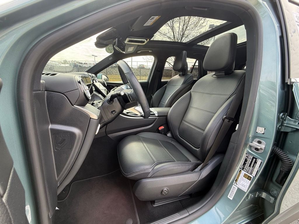 2025 Mercedes-Benz GLC GLC 300