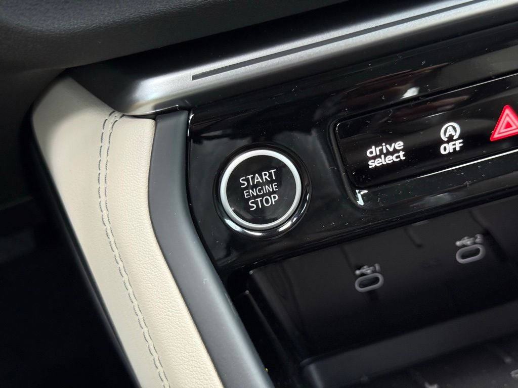 2026 Audi Q5 2.0T Premium Plus quattro