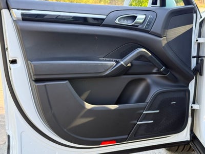 2018 Porsche Cayenne Platinum Edition