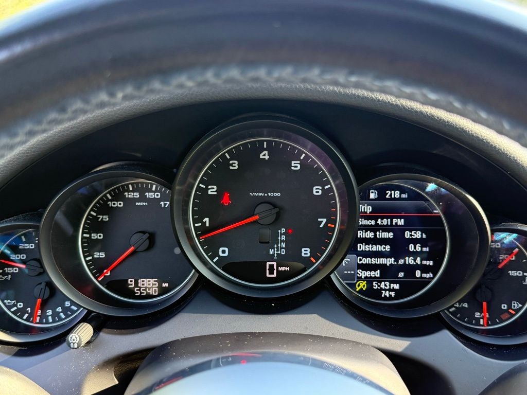 2018 Porsche Cayenne Platinum Edition