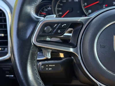 2018 Porsche Cayenne Platinum Edition