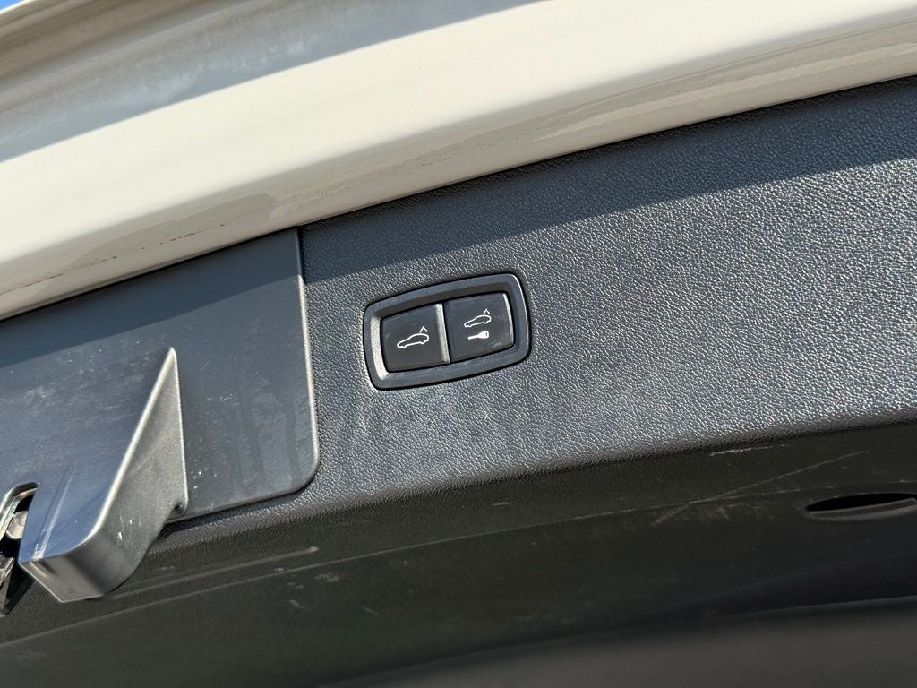 2021 Porsche Cayenne Base