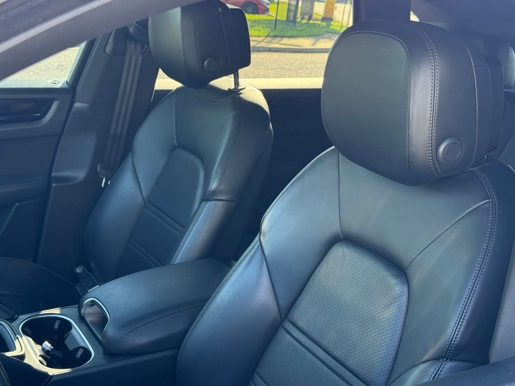 2021 Porsche Cayenne Base