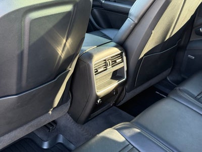 2021 Porsche Cayenne Base