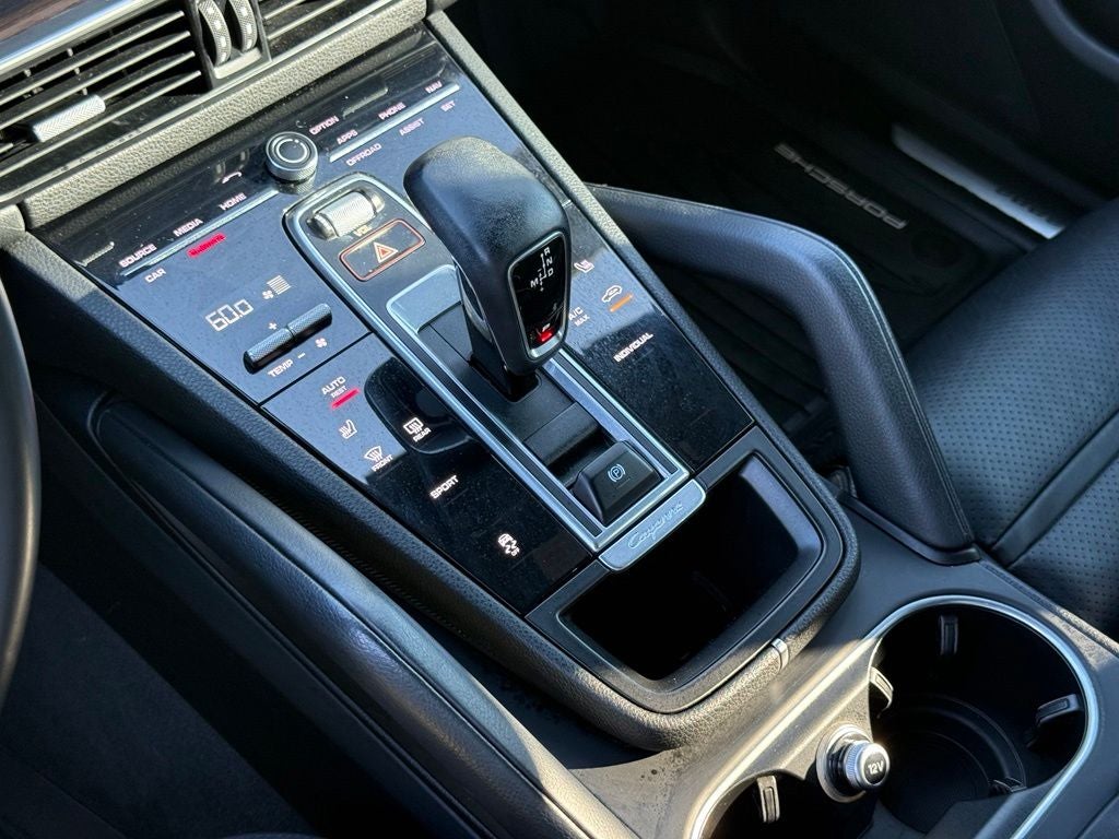 2021 Porsche Cayenne Base