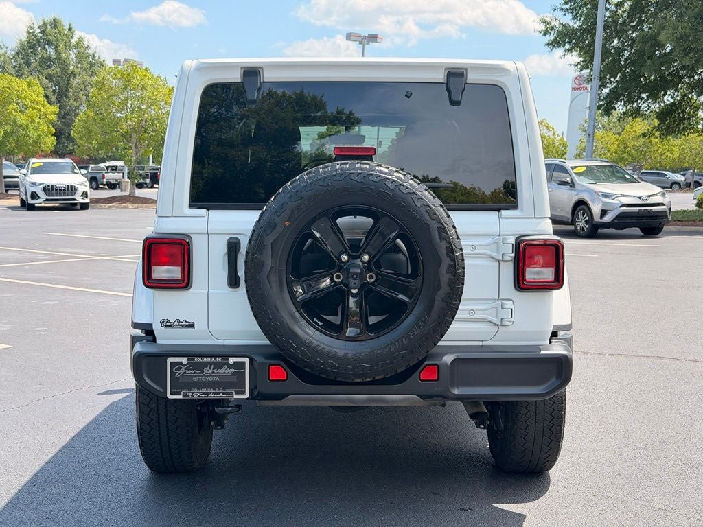 2022 Jeep Wrangler Unlimited Sahara Altitude