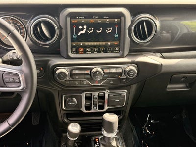 2022 Jeep Wrangler Unlimited Sahara Altitude