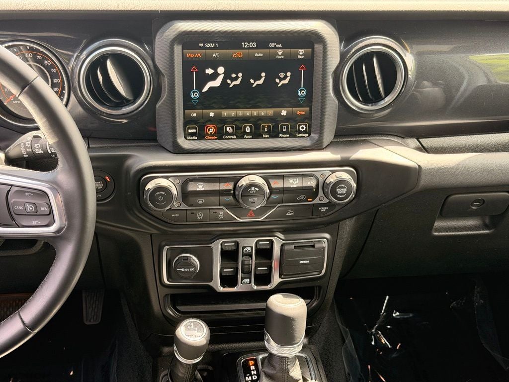 2022 Jeep Wrangler Unlimited Sahara Altitude