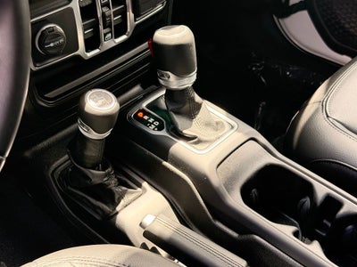 2022 Jeep Wrangler Unlimited Sahara Altitude