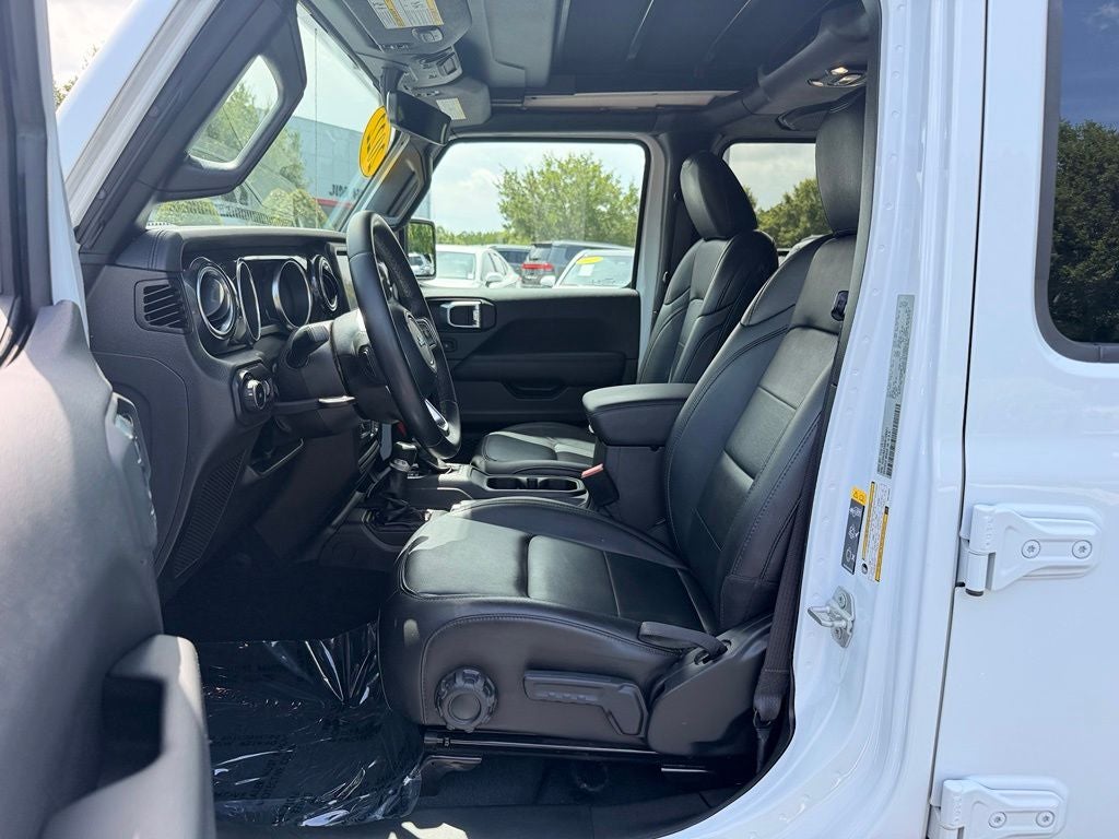 2022 Jeep Wrangler Unlimited Sahara Altitude