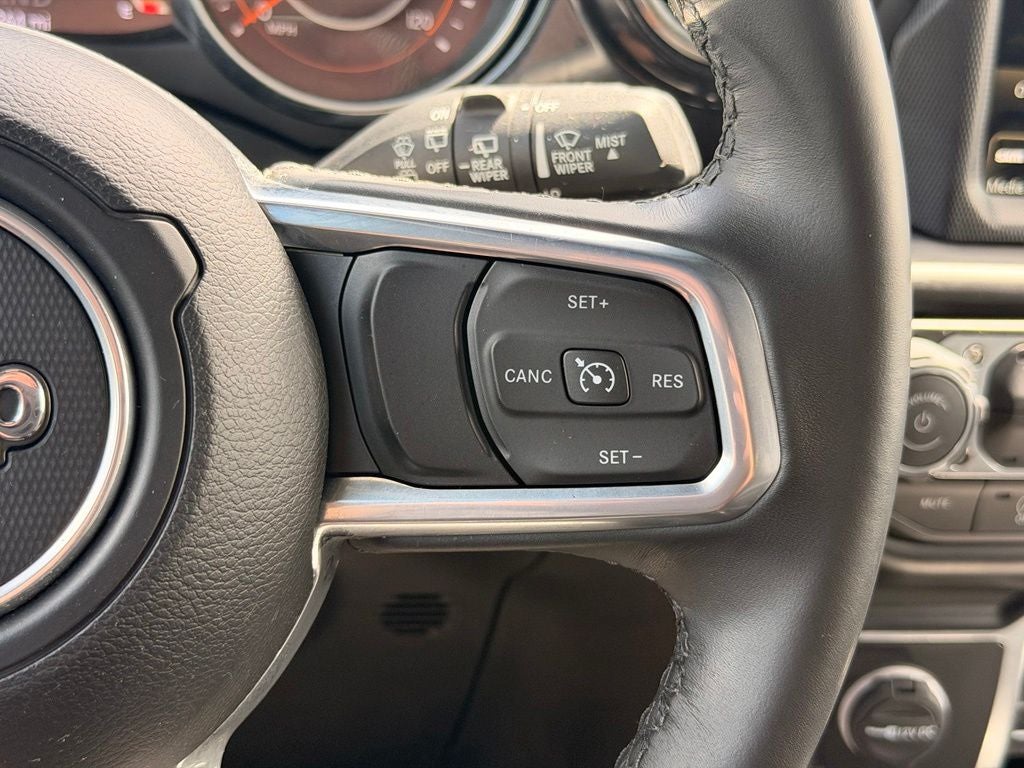 2022 Jeep Wrangler Unlimited Sahara Altitude