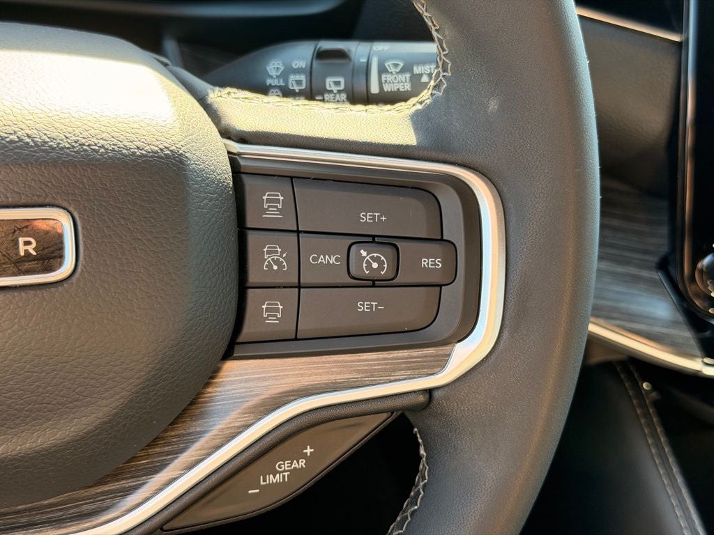 2024 Jeep Wagoneer L Series II