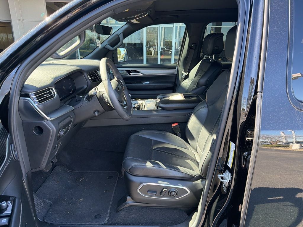 2023 Jeep Wagoneer Series II