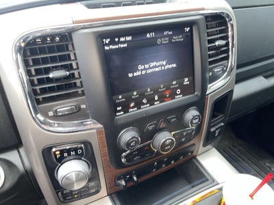 2019 RAM 1500 Classic Laramie