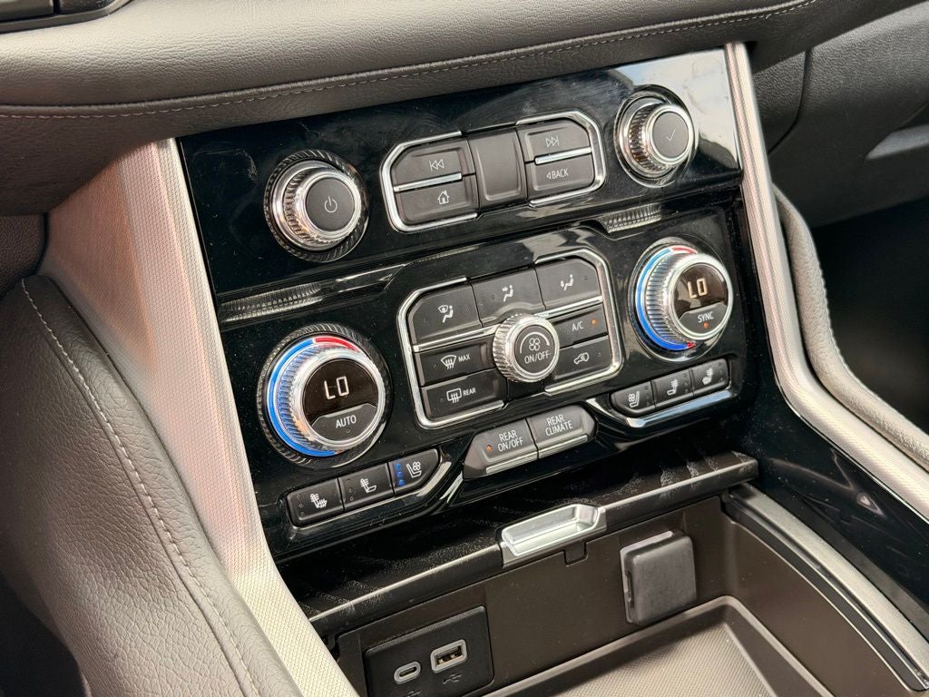 2024 GMC Yukon XL Denali