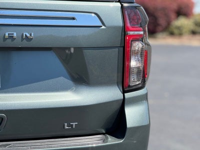 2024 Chevrolet Suburban LT