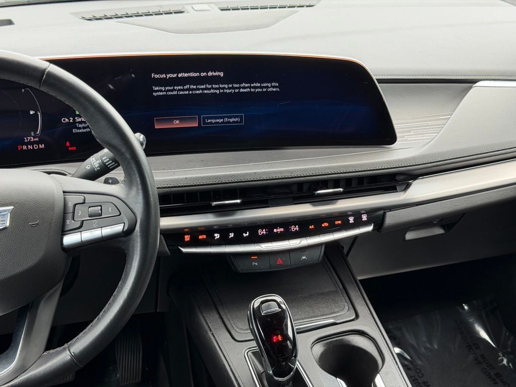 2025 Cadillac XT4 Premium Luxury