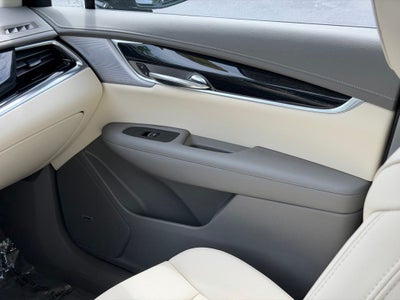 2024 Cadillac XT6 Premium Luxury