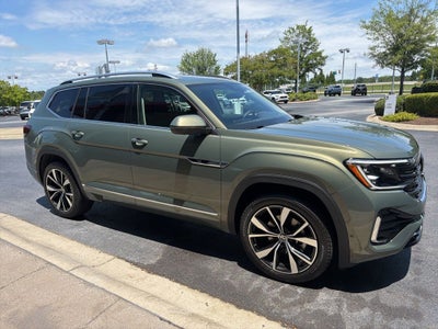 2026 Volkswagen Atlas 2.0T SEL Premium R-Line