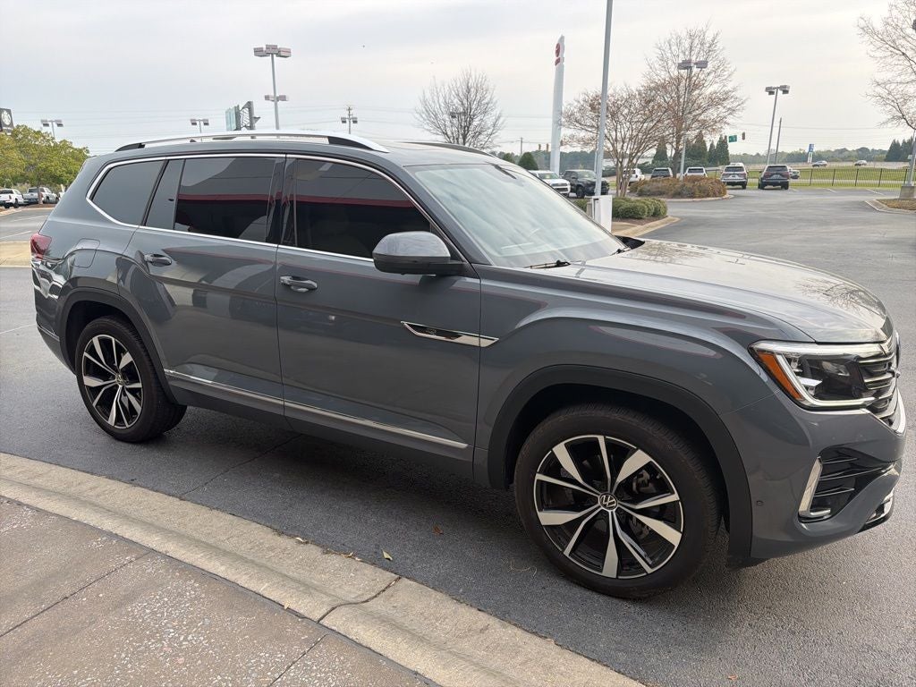 2025 Volkswagen Atlas 2.0T SEL Premium R-Line