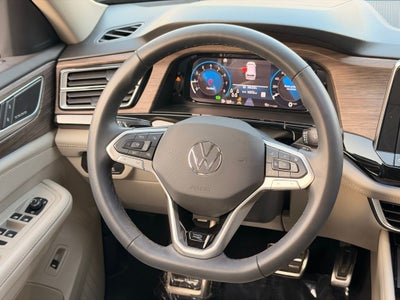 2025 Volkswagen Atlas 2.0T SEL Premium R-Line