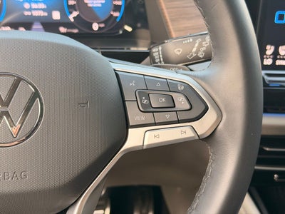 2025 Volkswagen Atlas 2.0T SEL Premium R-Line