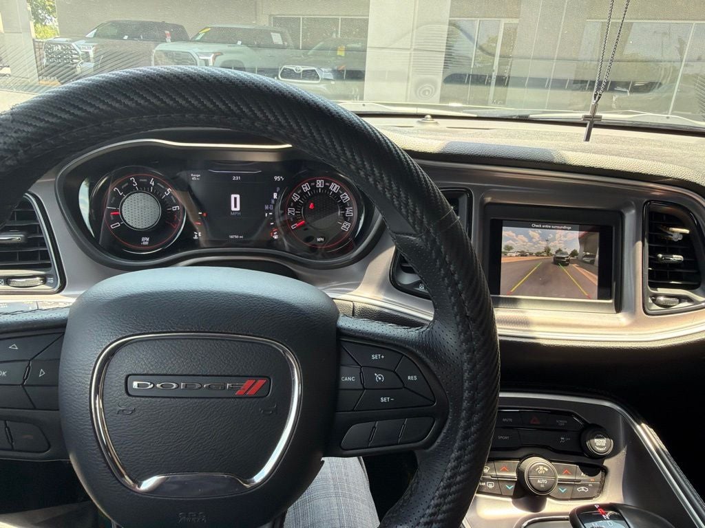 2022 Dodge Challenger SXT