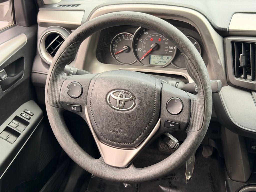 2016 Toyota RAV4 LE