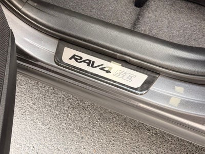 2016 Toyota RAV4 SE