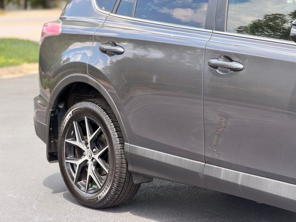 2016 Toyota RAV4 SE